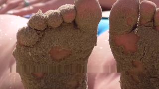 Ethnic Teen girl pussy lips. Wet panties. Voyeur Ukraine beach Urine - 1